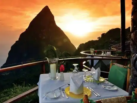 Antigua Escape